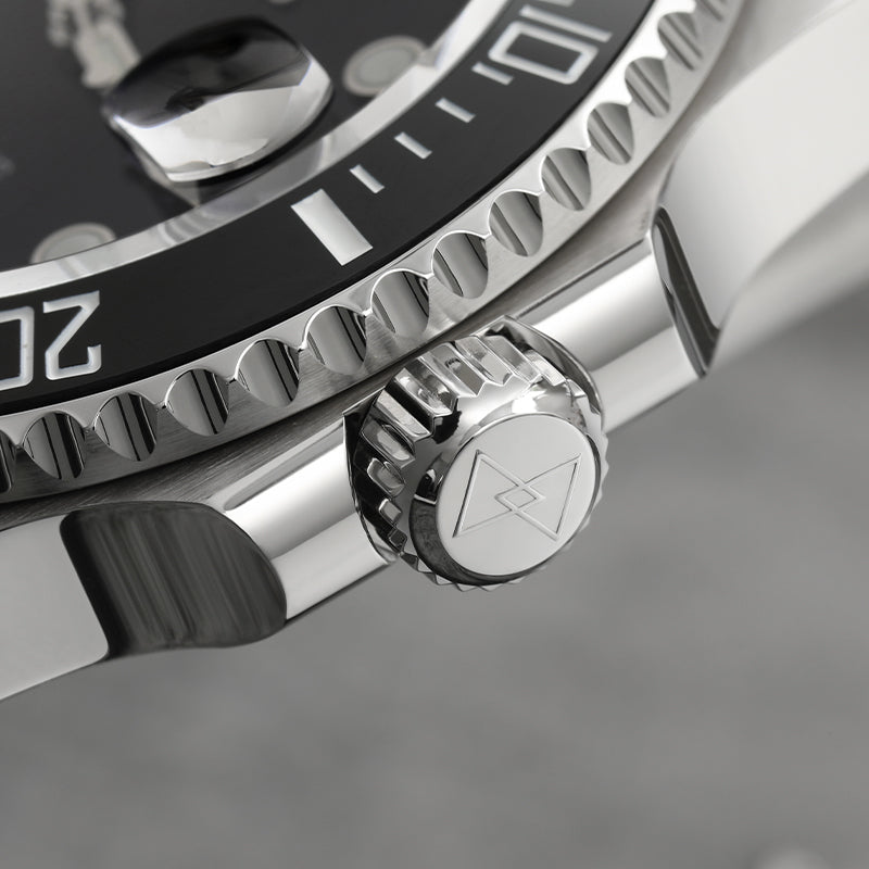 Cronos 2.5x Water Ghost NH35 Dive Watch L6015 with Calendar