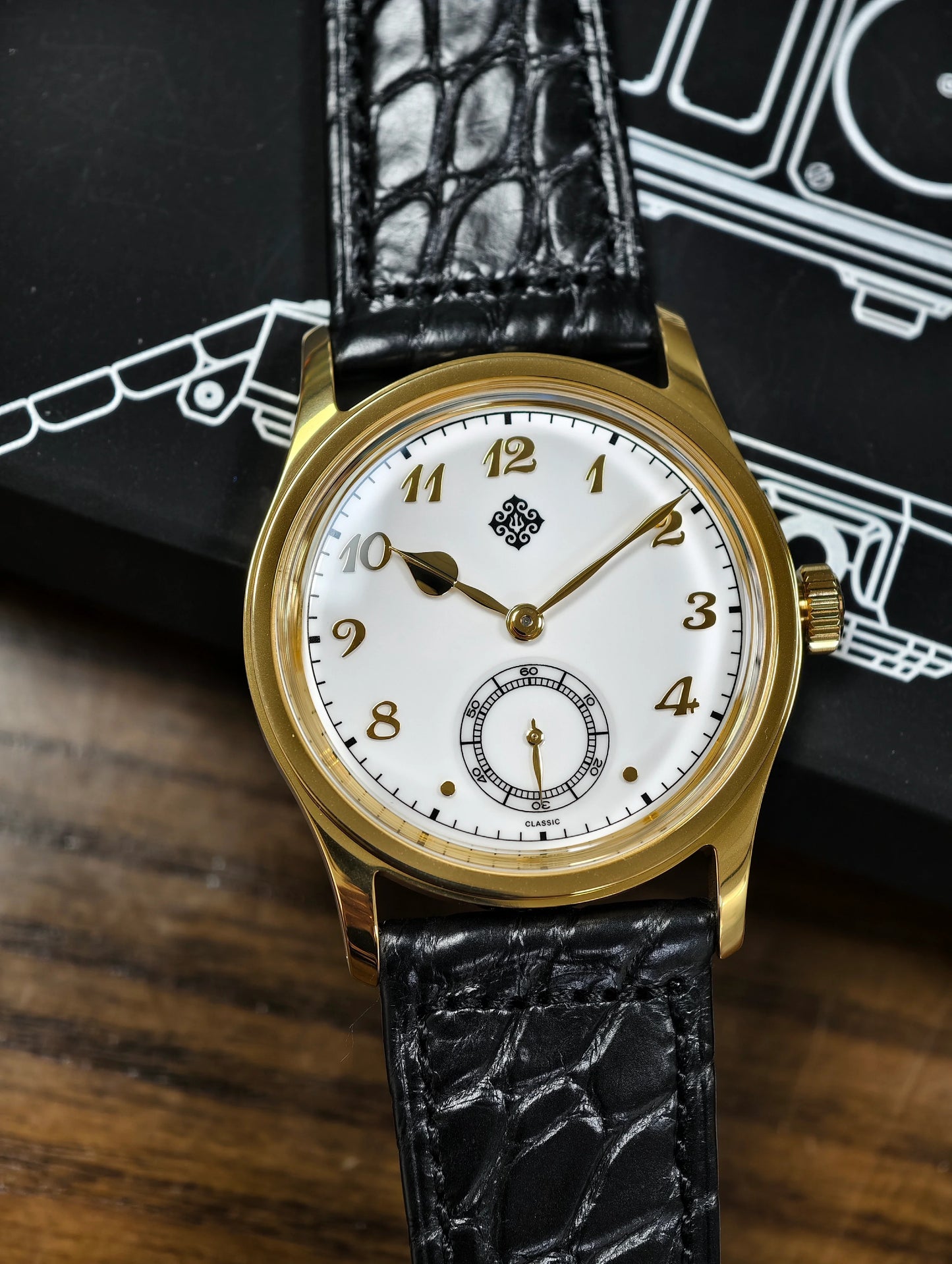 IXDAO 36.8mm VD78 Quartz Dress Watch