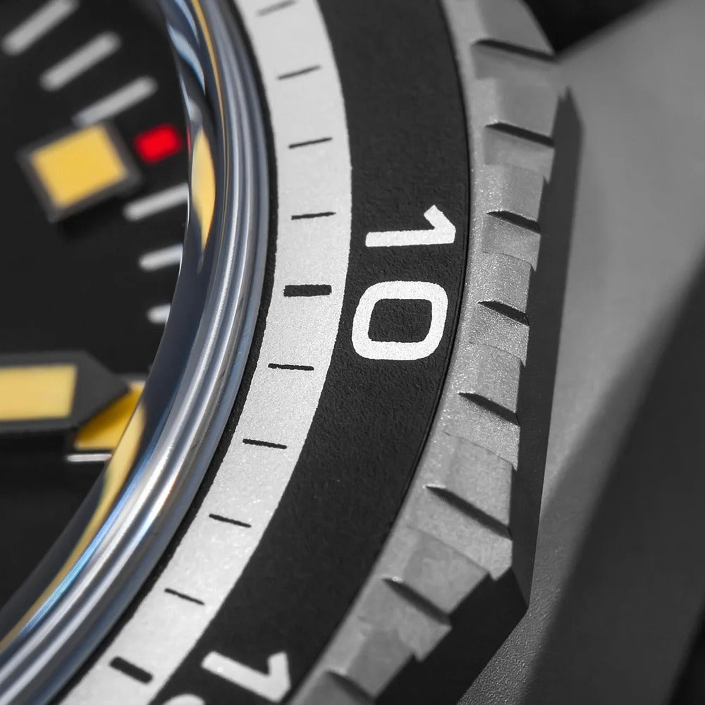 Thorn T019 Vintage Titanium Automatic Dive Watch