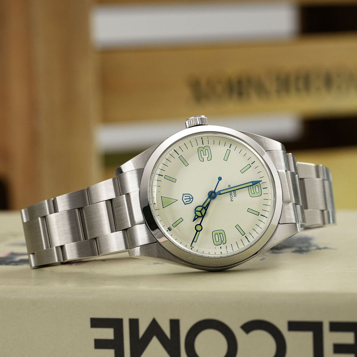 Watchdives WD1016 39mm VH31 Explore Men Watch