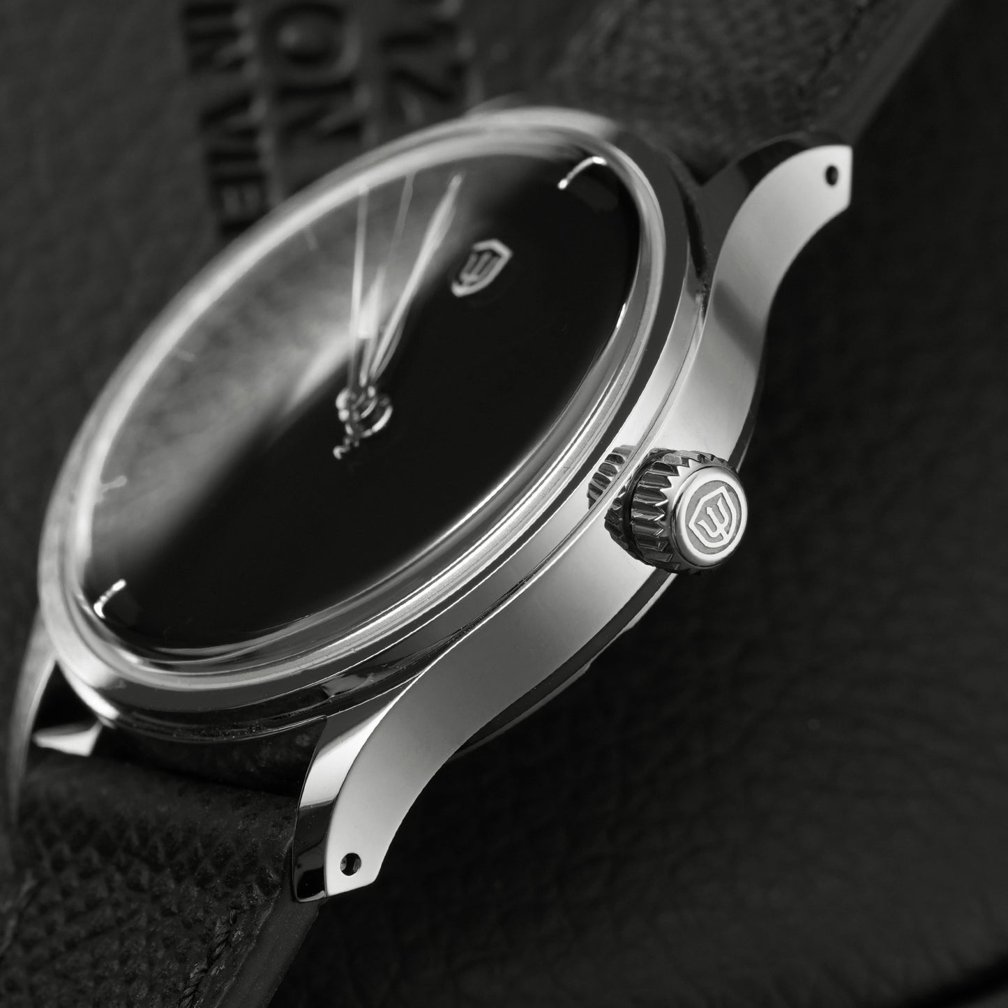 WDC Premier WD2008 36.5mm VH31 Dress Watch