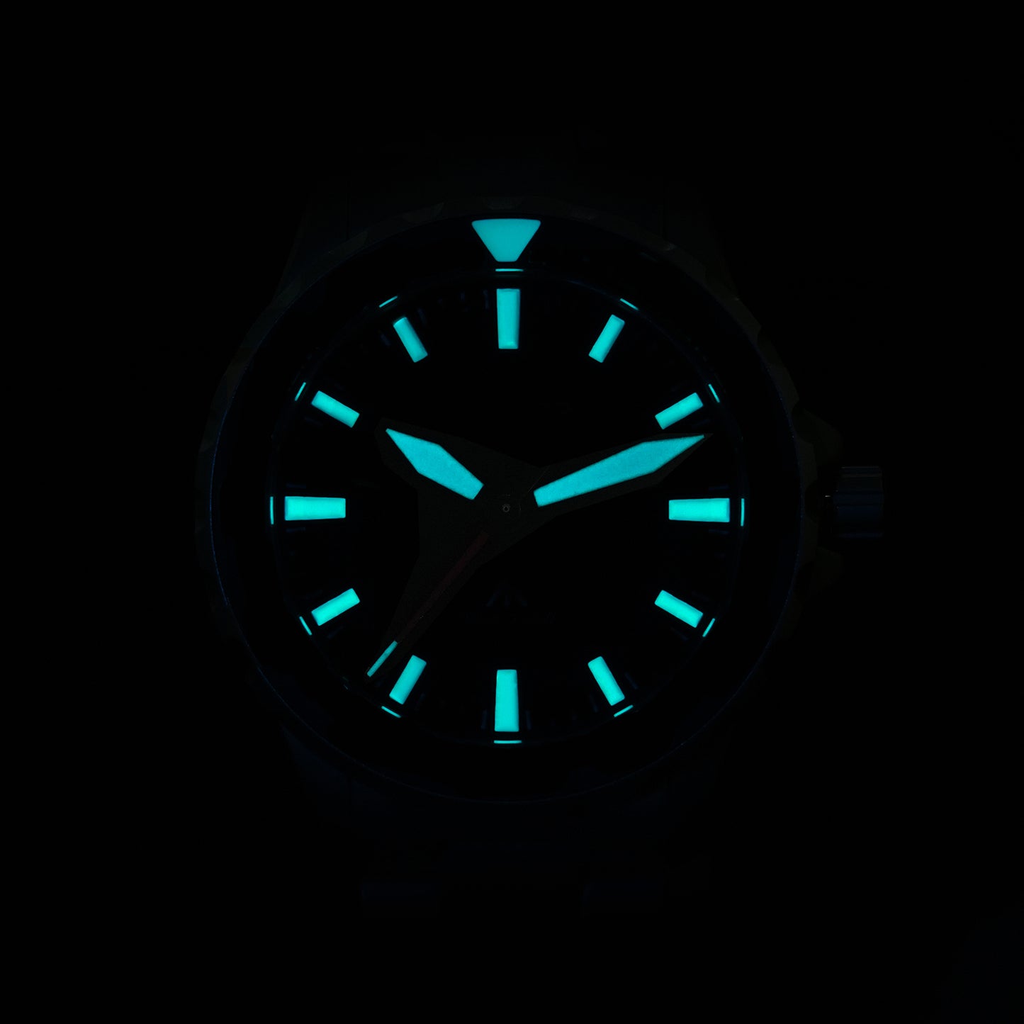 Militado ML16 39mm Sapphire Quartz Field Diver Watch