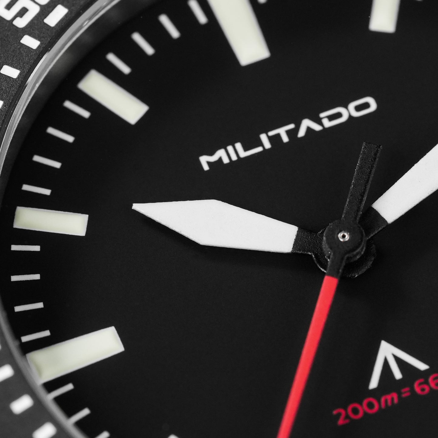 Militado ML16 39mm Sapphire Quartz Field Diver Watch