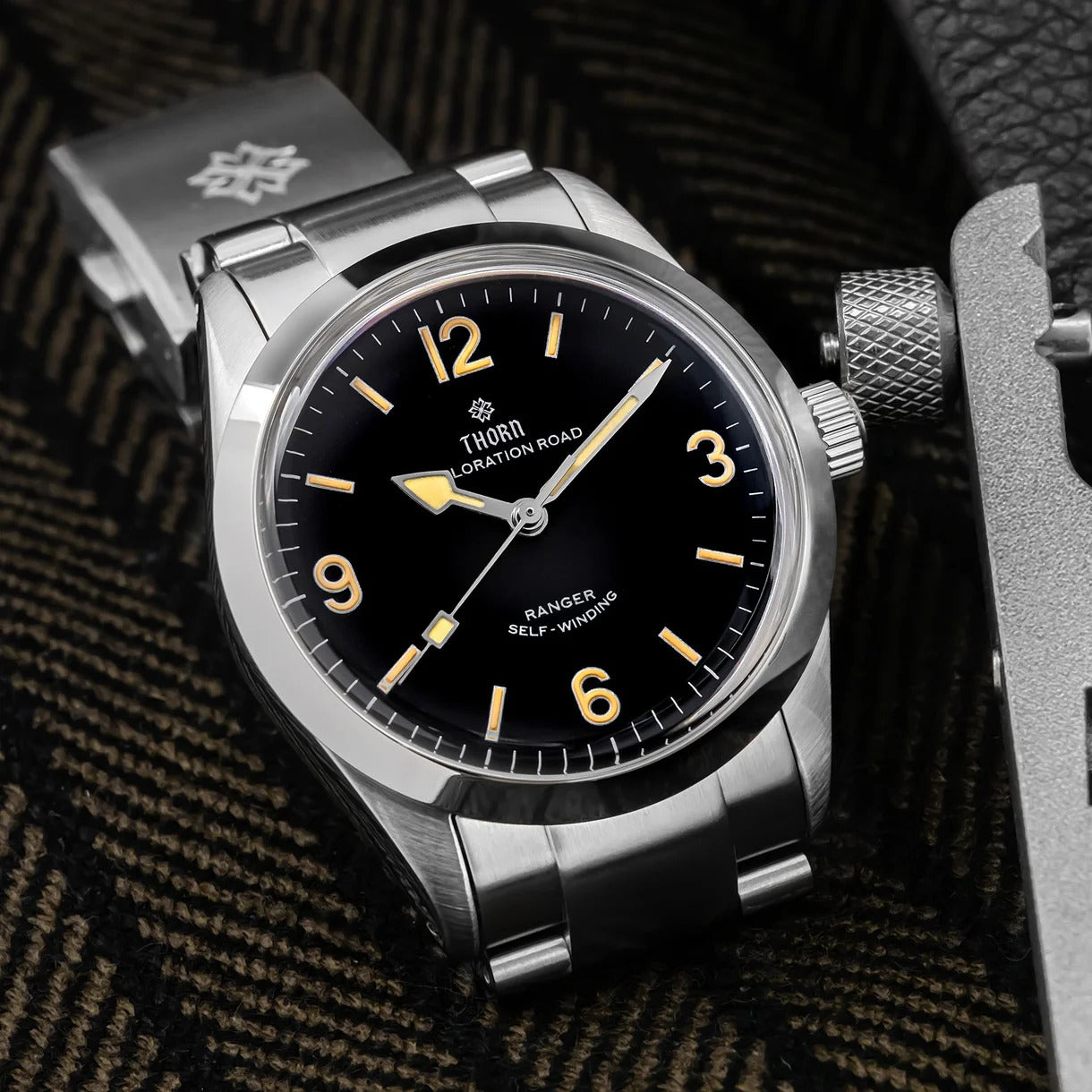 Thorn 34mm Vintage Mechanical Watch T003