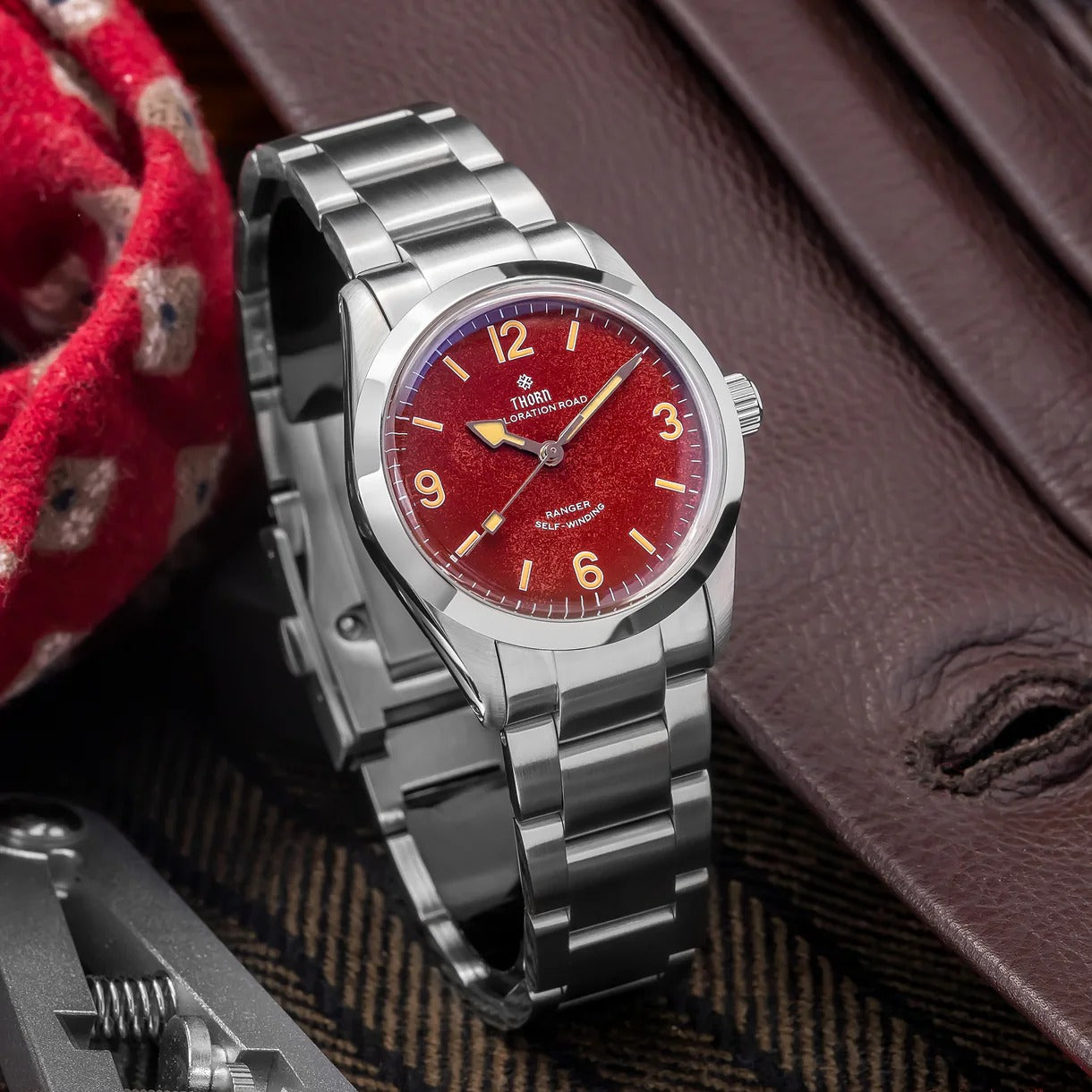 Thorn 34mm Vintage Mechanical Watch T003