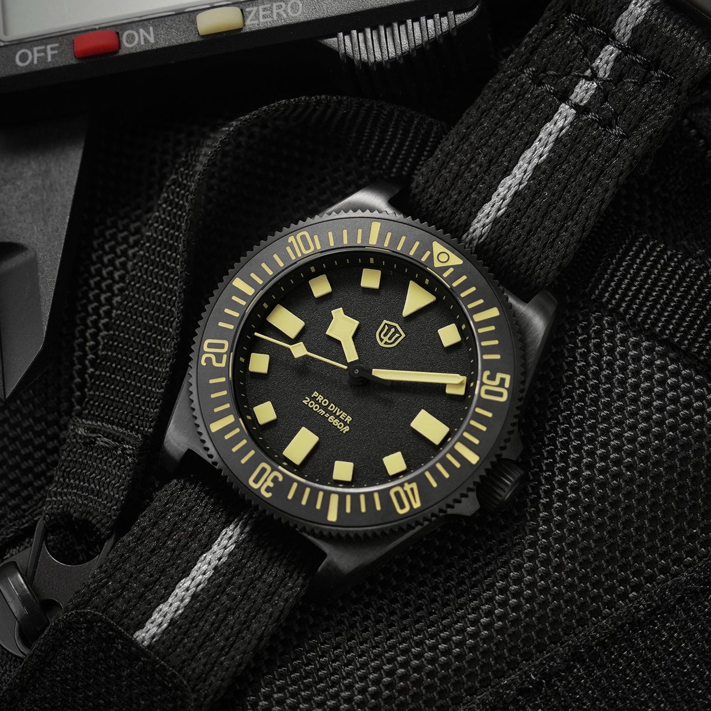 🔥WeeklyDeals🔥Watchdives 38mm EXD Titanium Diver Watch