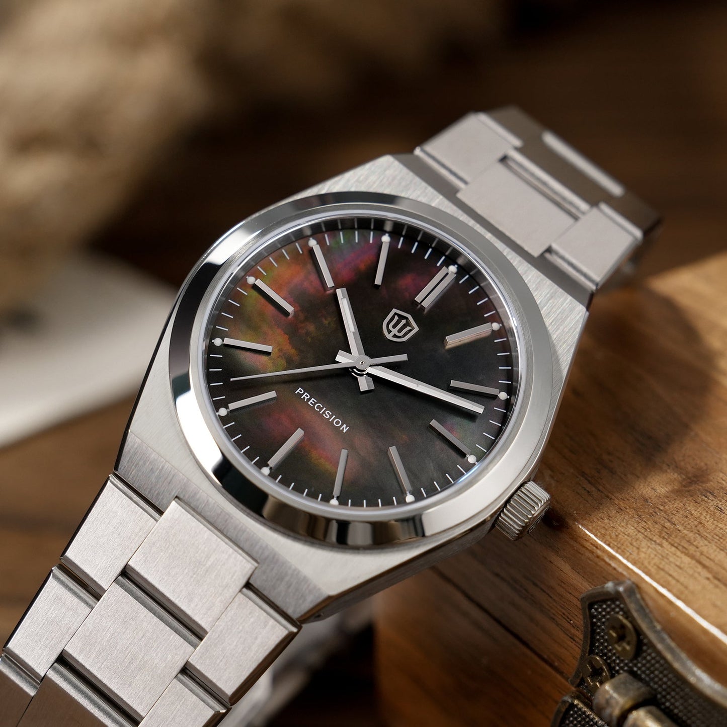 Watchdives WD0012 Vintage VH31 Men Watch