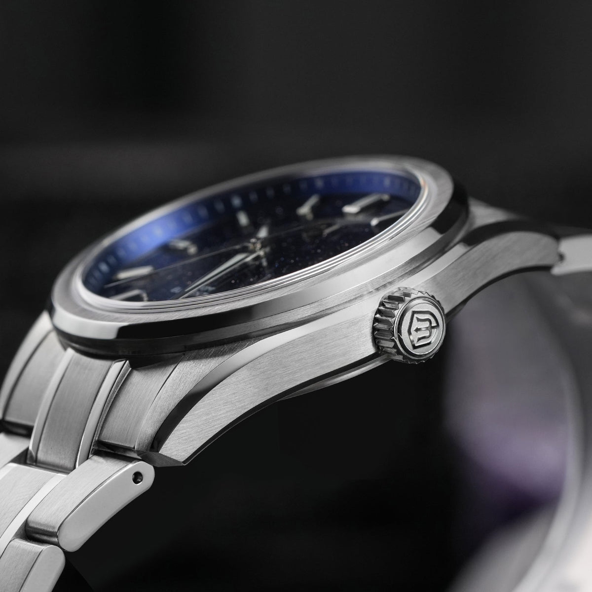 Watchdives WD0022 Elementum 38mm VH31 Quartz Watch