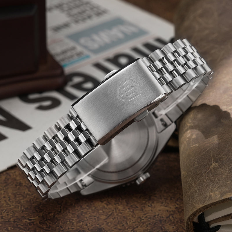 Watchdives WD6542 38mm GMT Men Watch