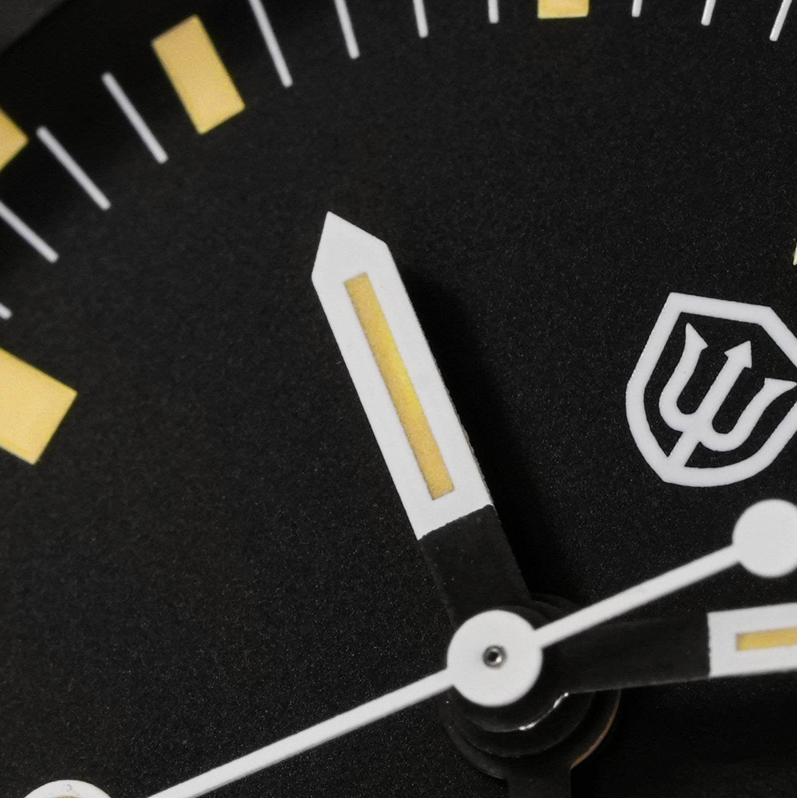 Watchdives WD16570 NH34 GMT Watch V2 – Cronos Watch Store